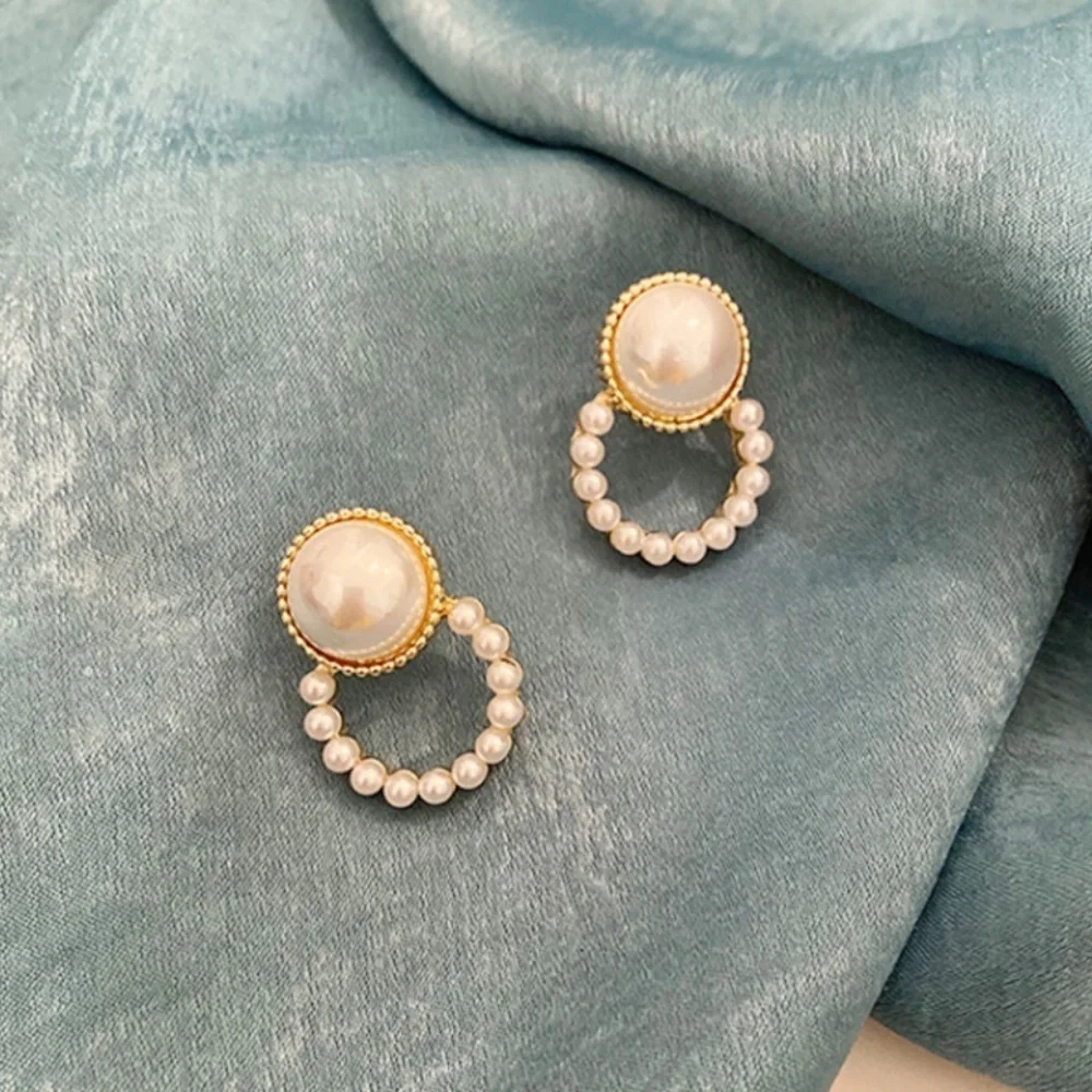 *DACIA* Pearl x Round Fashion Stud Earrings